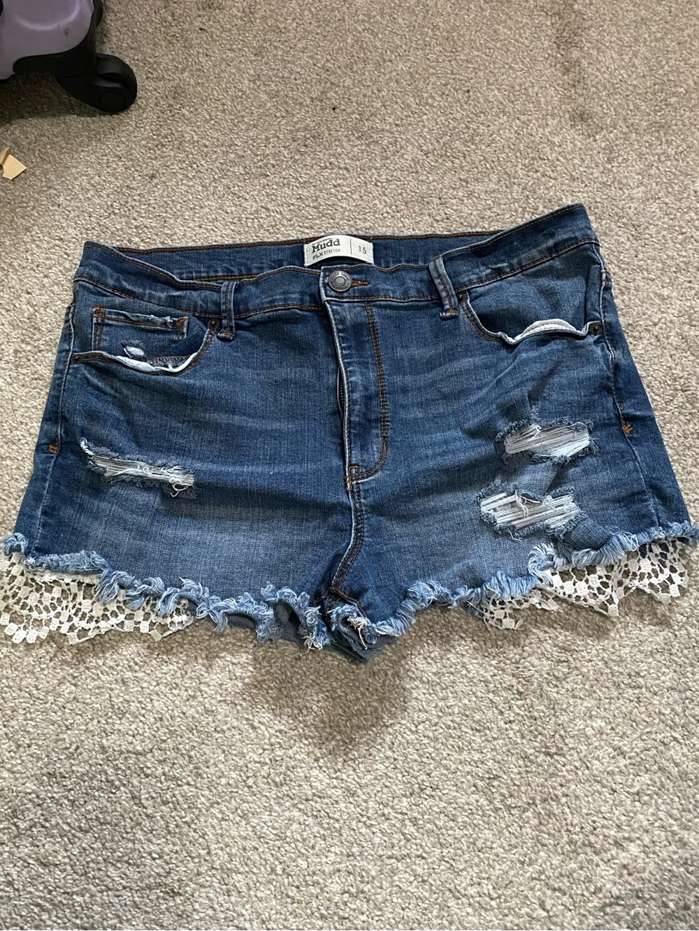 Junior’s Mudd Lace-Trim Distressed Denim Shorts